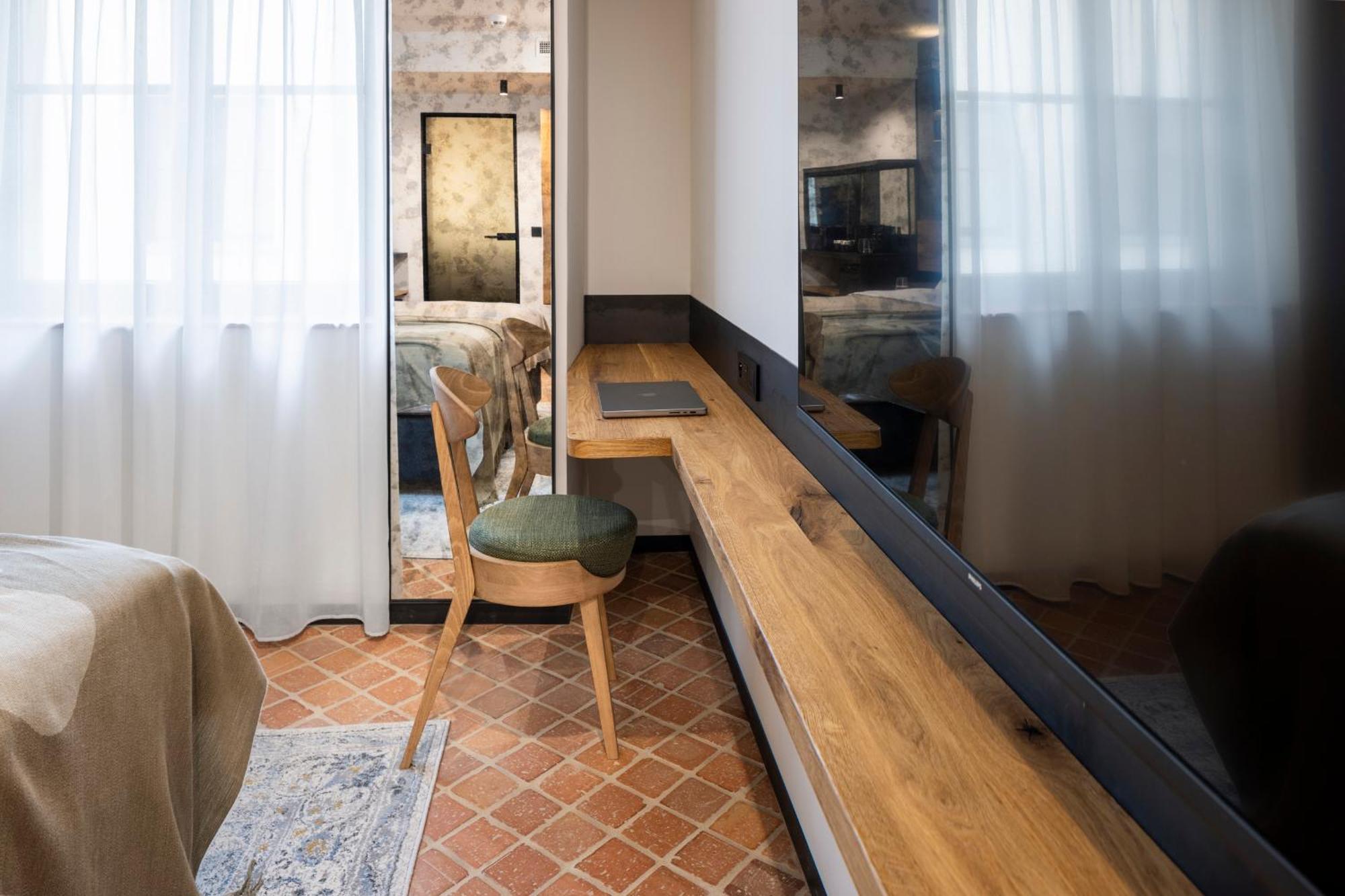 Nomadic Urban Premium Suites Cracóvia Exterior foto